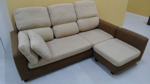 カウチソファを出張買取させて頂きました!!