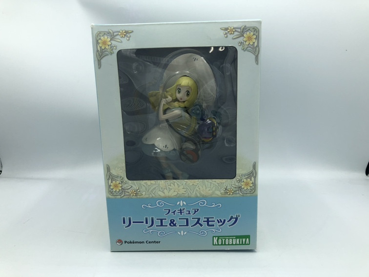ポケモンセンターオリジナル リーリエ & コスモッグ 1/8 フィギュア