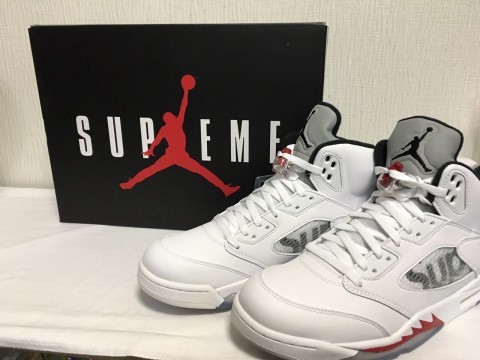 Supreme×NIKE　AIR JORDAN 5 RETRO 買取致しました！！