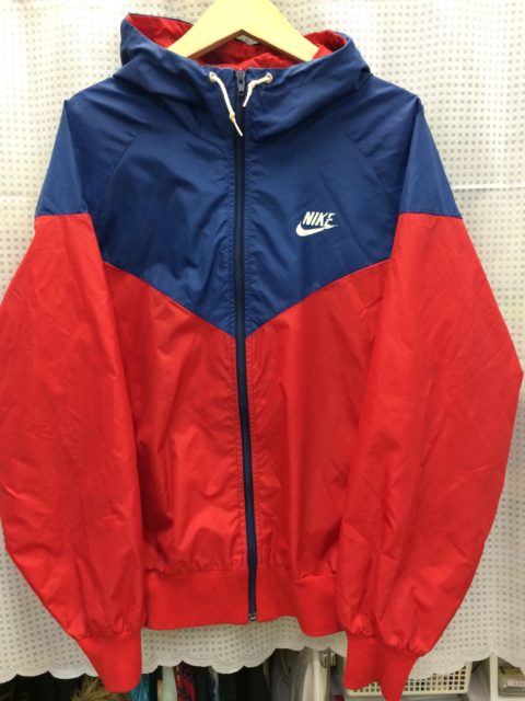 NIKE ナイロンパーカー 買い取り致しました！