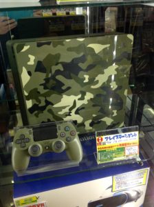 迷彩柄のPS4！！