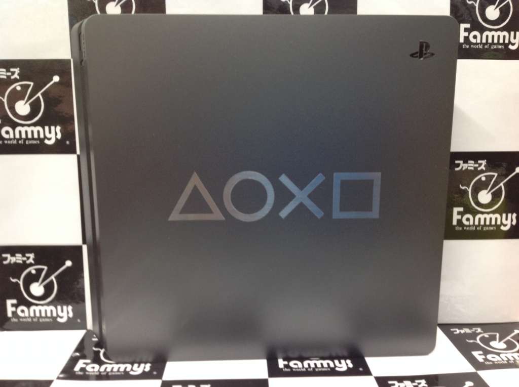 PlayStation 4 Days of Play Limited Edition 1TB (CUH-2200BBZR) 、買取致しました。