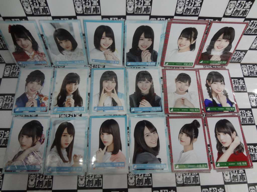 日向坂46の生写真、ポスターが入荷しました!!