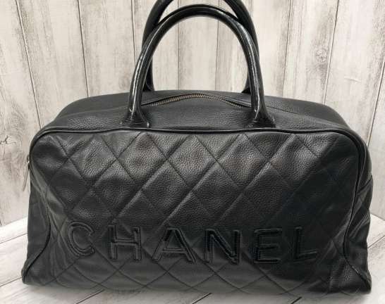 CHANEL　キャビアスキン　ボストンバッグ買取しました！