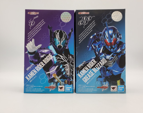 S.H.Figuarts 仮面ライダーグリスブリザード＆ローグ 出張買取しました！