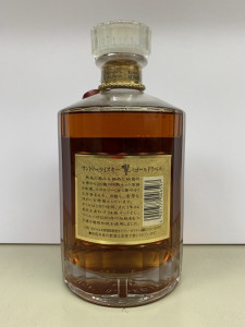 SUNTORY 響 （ゴールドラベル） サントリー 750ml　買取しました！