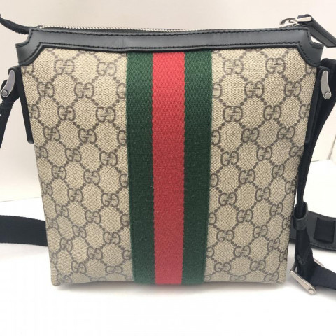 GUCCI グッチ GG スプリーム キャンバス ショルダーバッグ　買取しました！