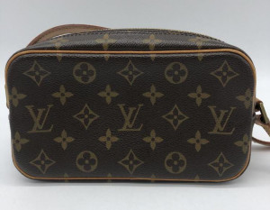 LOUIS VUITTON ルイ・ヴィトン モノグラム ポシェット・シテ　買取しました！