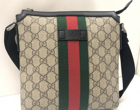 GUCCI グッチ GG スプリーム キャンバス ショルダーバッグ　買取しました！