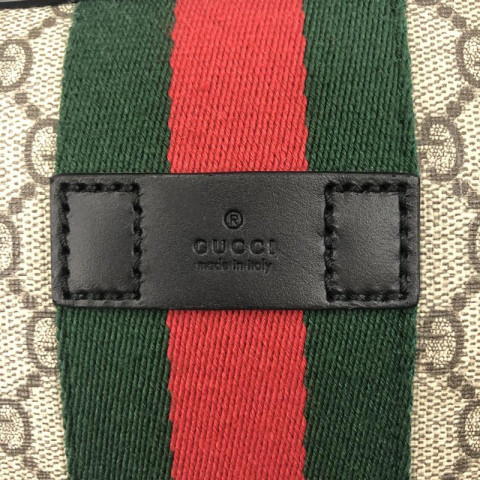 GUCCI グッチ GG スプリーム キャンバス ショルダーバッグ　買取しました！