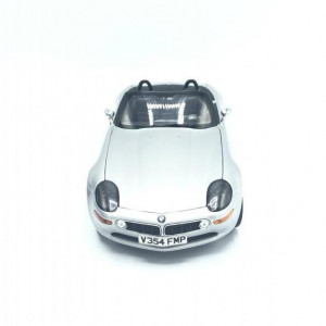 京商 1/18 BMW Z8 ジェームズ・ボンドエディション 1999　買取しました！