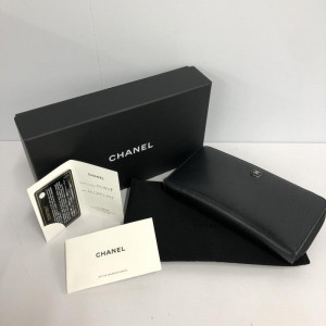 CHANEL シャネル キャビアスキン ラウンドジップ長財布 ブラック　買取しました！