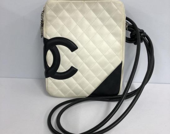 CHANEL シャネル カンボンライン ココマーク ショルダーバッグ 白 ピンク　買取しました！