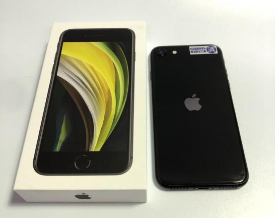 APPLE アップル iPhone SE 第2世代 64GB ブラック au 利用制限 白ロム SIMロック解除済み SIMフリー　買取しました！