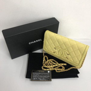 CHANEL シャネル マトラッセ キャビアスキン チェーンウォレット イエロー　買取しました！