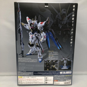 バンダイ METAL BUILD ストライクフリーダムガンダム 「機動戦士ガンダムSEED DESTINY」　買取しました！