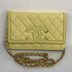 CHANEL シャネル マトラッセ キャビアスキン チェーンウォレット イエロー　買取しました！