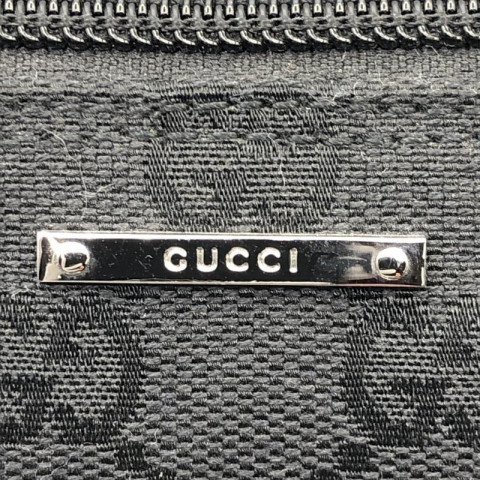 GUCCI グッチ GGキャンバス アクセサリーポーチ 黒　買取しました！