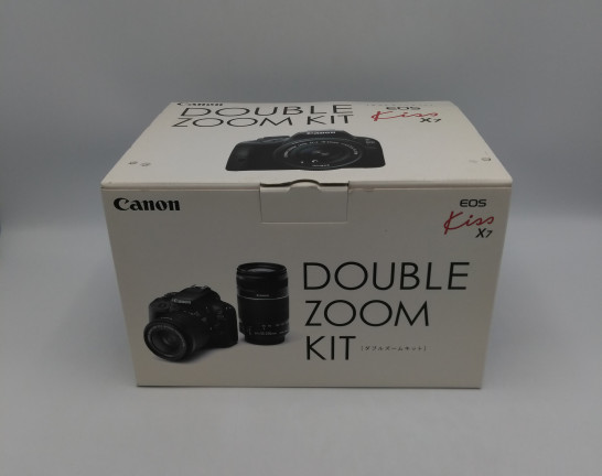 Canon デジタル一眼レフカメラ EOS Kiss X7 ダブルズームキット (ブラック) 　買取しました！