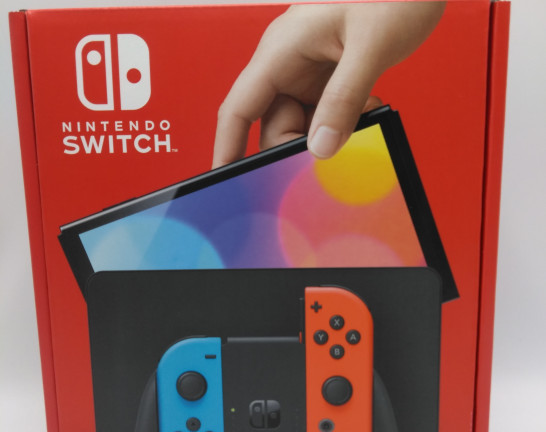 Nintendo Switch本体(有機ELモデル) Joy-Con(L)ネオンブルー(R)ネオンレッド　買取しました！