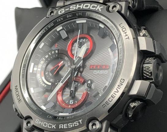 CASIO カシオ G-SHOCK  黒 赤　買取しました！