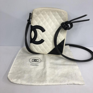 CHANEL シャネル カンボンライン ココマーク ショルダーバッグ 白 ピンク　買取しました！