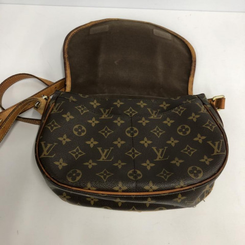 LOUIS VUITTON ルイ・ヴィトン メニルモンタンPM モノグラム 茶 ショルダーバッグ　買取しました！