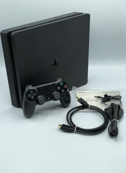 PlayStation4本体 500GB ジェットブラック　宅配買取しました！
