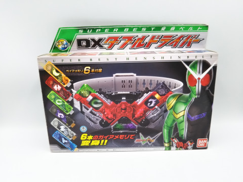 バンダイ 仮面ライダーW 変身ベルト DX ダブルドライバー