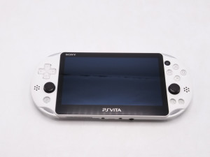 PlayStation Vita本体 Wi-Fiモデル グレイシャー・ホワイト[PCH-2000]　買取しました！