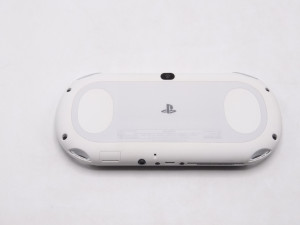 PlayStation Vita本体 Wi-Fiモデル グレイシャー・ホワイト[PCH-2000]　買取しました！