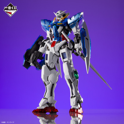 A賞：MASTER GRADE 1/100 ガンダムエクシア ソリッドクリア