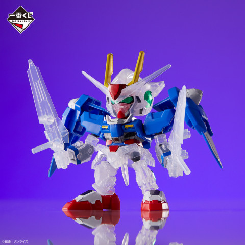 E賞：SDガンダム EXスタンダード ダブルオーガンダム ソリッドクリア