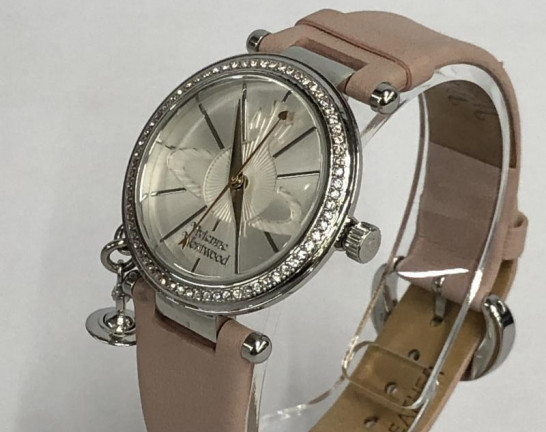 Vivienne Westwood ヴィヴィアンウエストウッド 腕時計 ピンク レディース オーブ　買取しました！