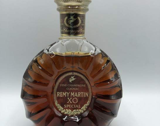 REMY MARTIN レミーマルタン XO スペシャル 700ml　買取しました！