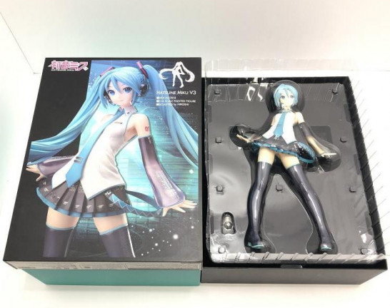 初音ミク V3 VOCALOID3 1/4 フィギュア　買取しました！