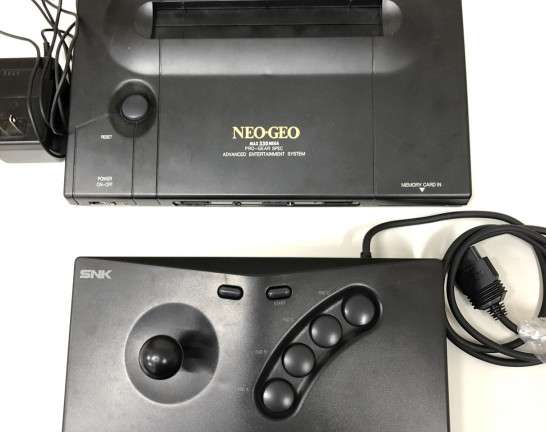 ネオジオ 本体、コントローラー、ソフト「キング・オブ・ザ・モンスターズ」他　宅配買取しました！