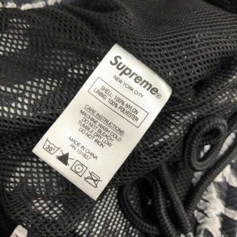 Supreme シュプリーム スイムパンツ M 黒 白 Signature Script Logo Water Short　買取しました！