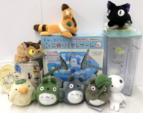 トトロ ぬいぐるみ ランチボックス「となりのトトロ」、プライズフィギュア 他　宅配買取しました！