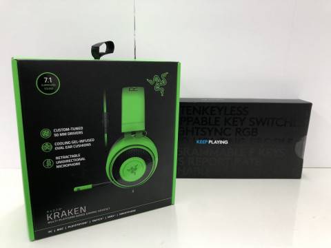 Switch 本体 スプラトゥーン3エディション、Razer Kraken Green ゲーミングヘッドセット 他　宅配買取しました！