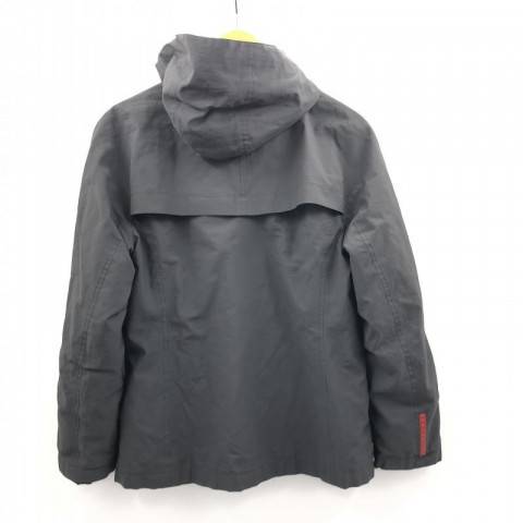 PRADA SPORTS プラダスポーツ ナイロンパーカー 42 グレー GORE-TEX ゴアテックス ナイロン ジャケット　買取しました！