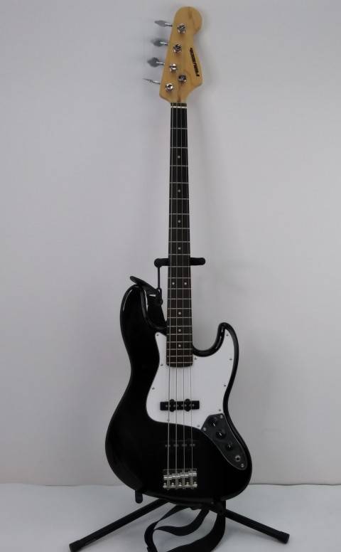PLAYTECH ( プレイテック )  JB420 Maple Black JBタイプ　買取しました！