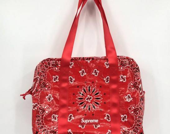 Supreme 21SS Bandana Tarp Small Duffle Bag メンズ バッグ レッド バンダナ シュプリーム　買取しました！