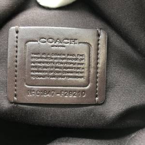 コーチ COACH シグネチャーショルダーバッグ　買取しました！