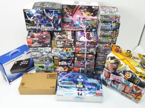 ガンプラ・ゲーム機特殊コントローラーなどおまとめ　買取しました！