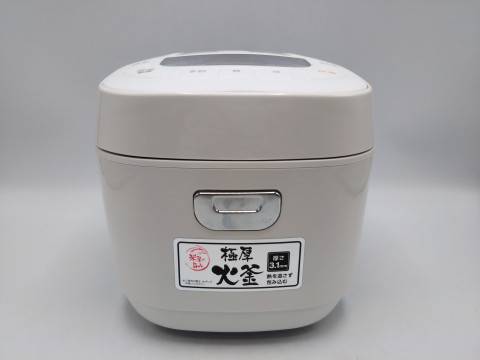 2022年式 アイリスオーヤマ 炊飯器　買取しました！