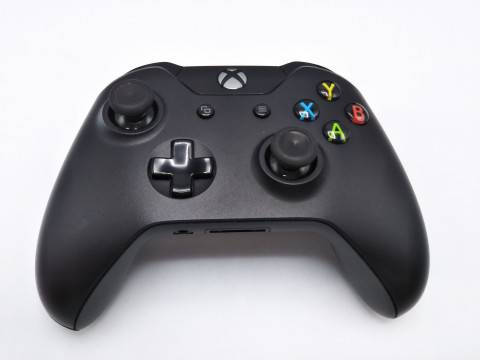 XboxOne HaloMCC同梱版　買取しました！