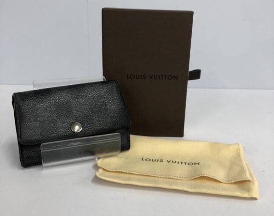 LOUIS VUITTON ルイ・ヴィトン ミュルティクレ6 ダミエグラフィット 黒 グレー キーケース　買取しました！