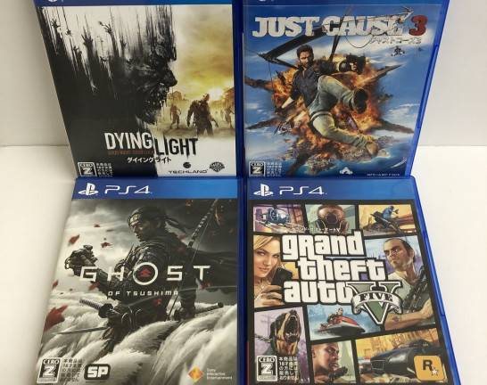 PS4 ソフト グランド・セフト・オート5 (GTA 5) 他3点 宅配買取しました! PS4 ソフト グランド・セフト・オート5 (GTA 5) 他3点 宅配買取しました!