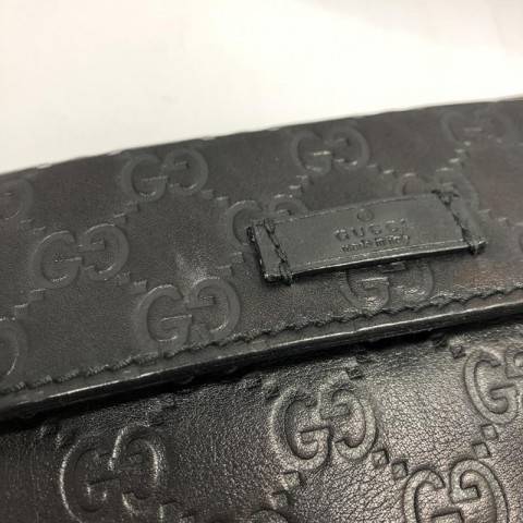 GUCCI グッチ 162916・002122 シマレザー ショルダーポーチ　買取しました！